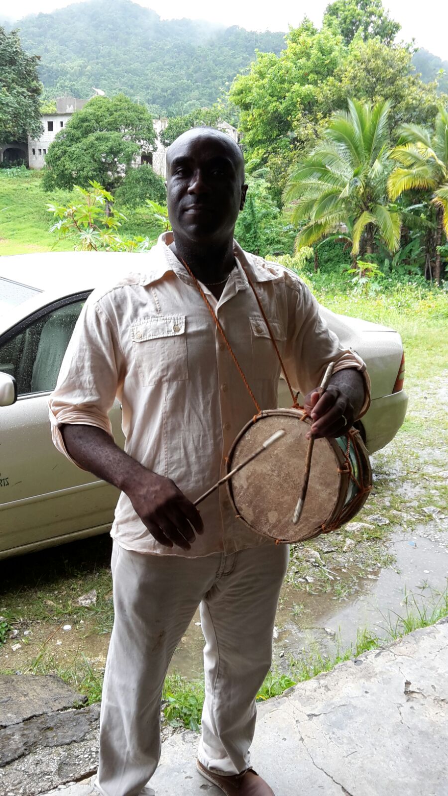 wellesley gayle playing drums in barney side westmoreland drumming_in_barneyside_westmoreland_jamaica